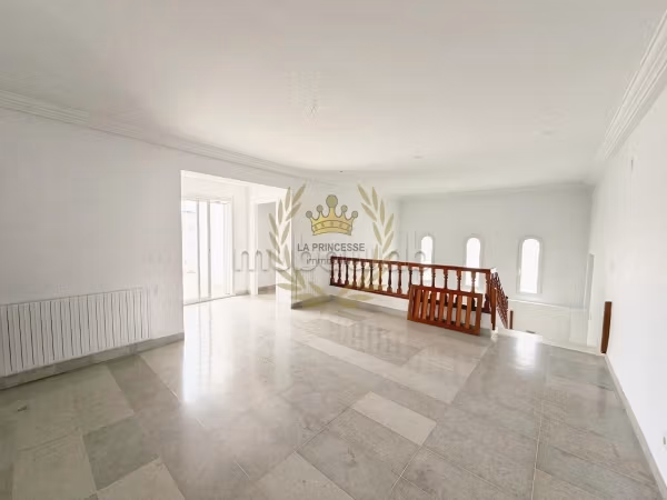 Spacieuse Villa S4 La Marsa
