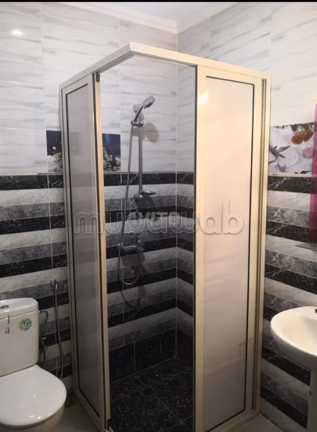 Apartment for rent in Marjane. Total area 120 m². Moroccan living room, security