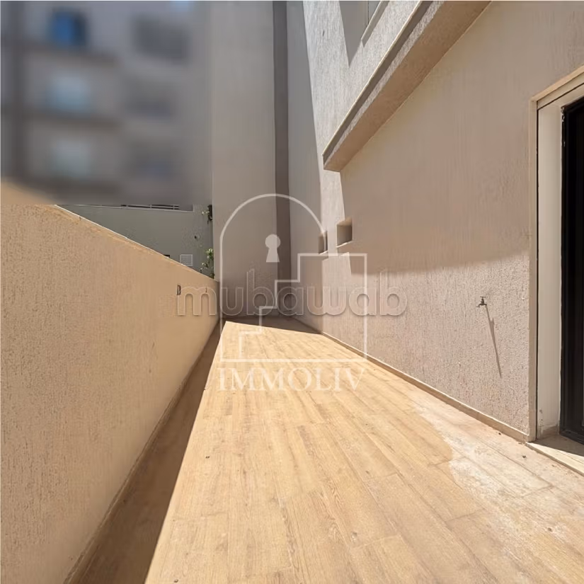 A vendre Appt S3 de 280m2 aux Jardins de Carthage
