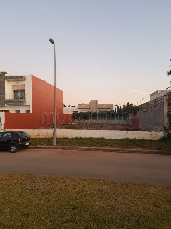 Terrain 688 m² zone villa D3 proche O'brian
