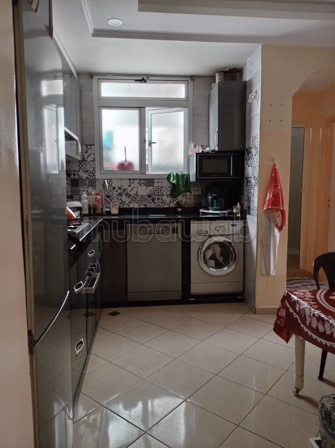 Superbe appartement à vendre à hay salam jet sakan.
Supe0rficie 53 m².
Cuisine entièrement équipée