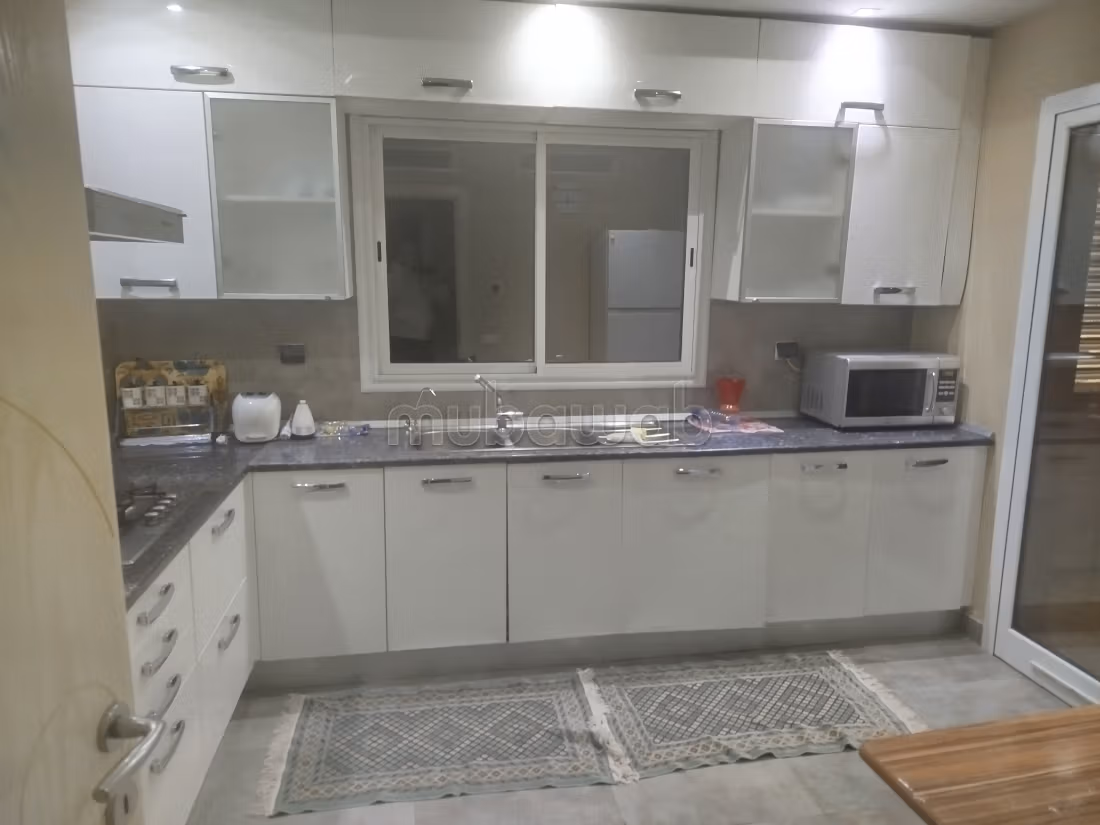 Un S3 di alto livello elegantemente arredato