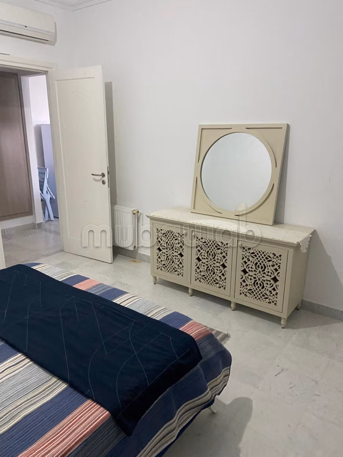 Appartements à louer à Zone Touristique.
Surface de 50 m².
Double vitrage et porte blindée