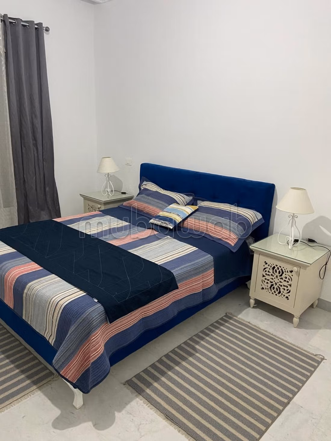 Appartements à louer à Zone Touristique.
Surface de 50 m².
Double vitrage et porte blindée
