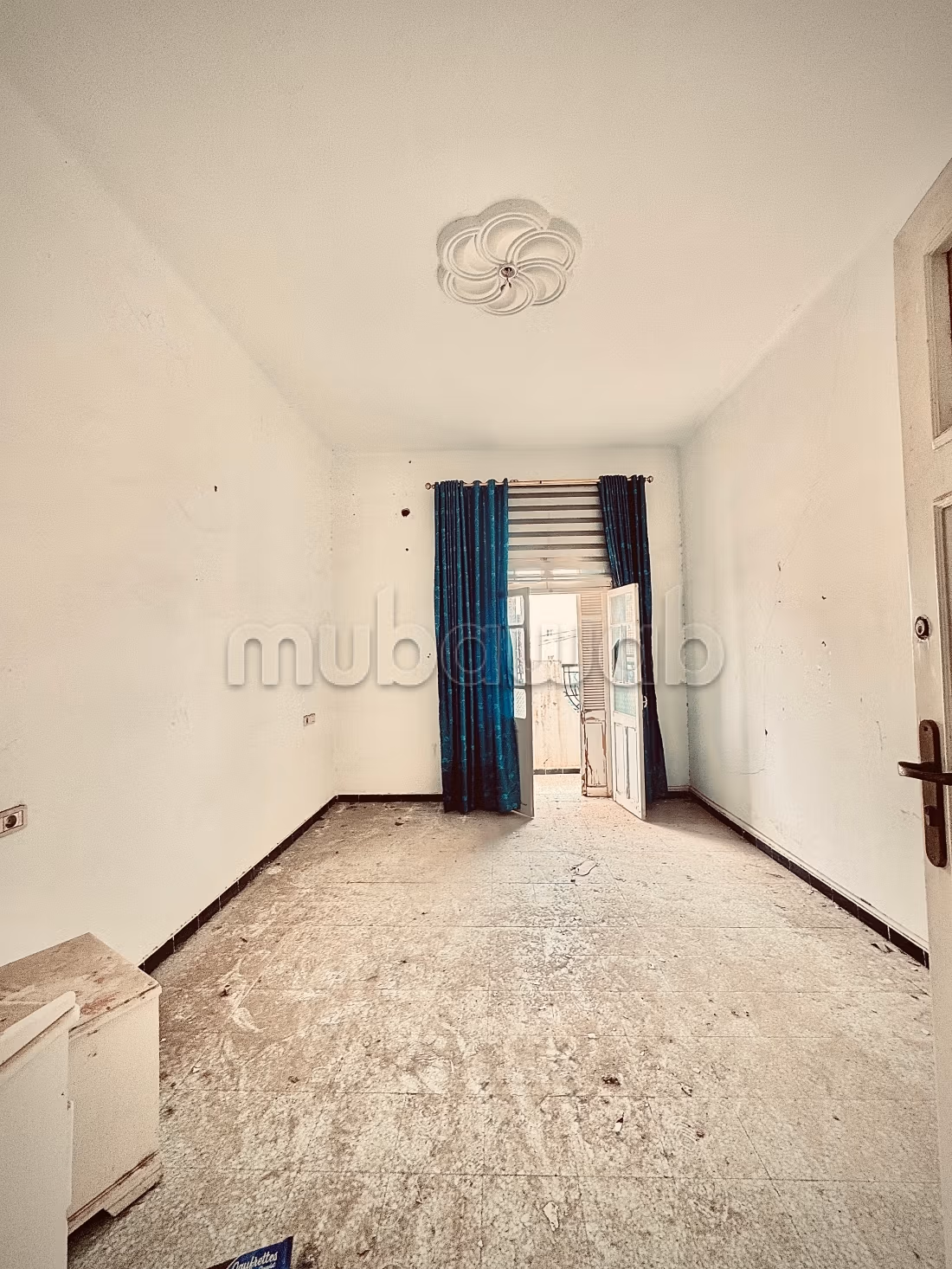 Appartement à l'achat. 3 chambres. Grand balcon