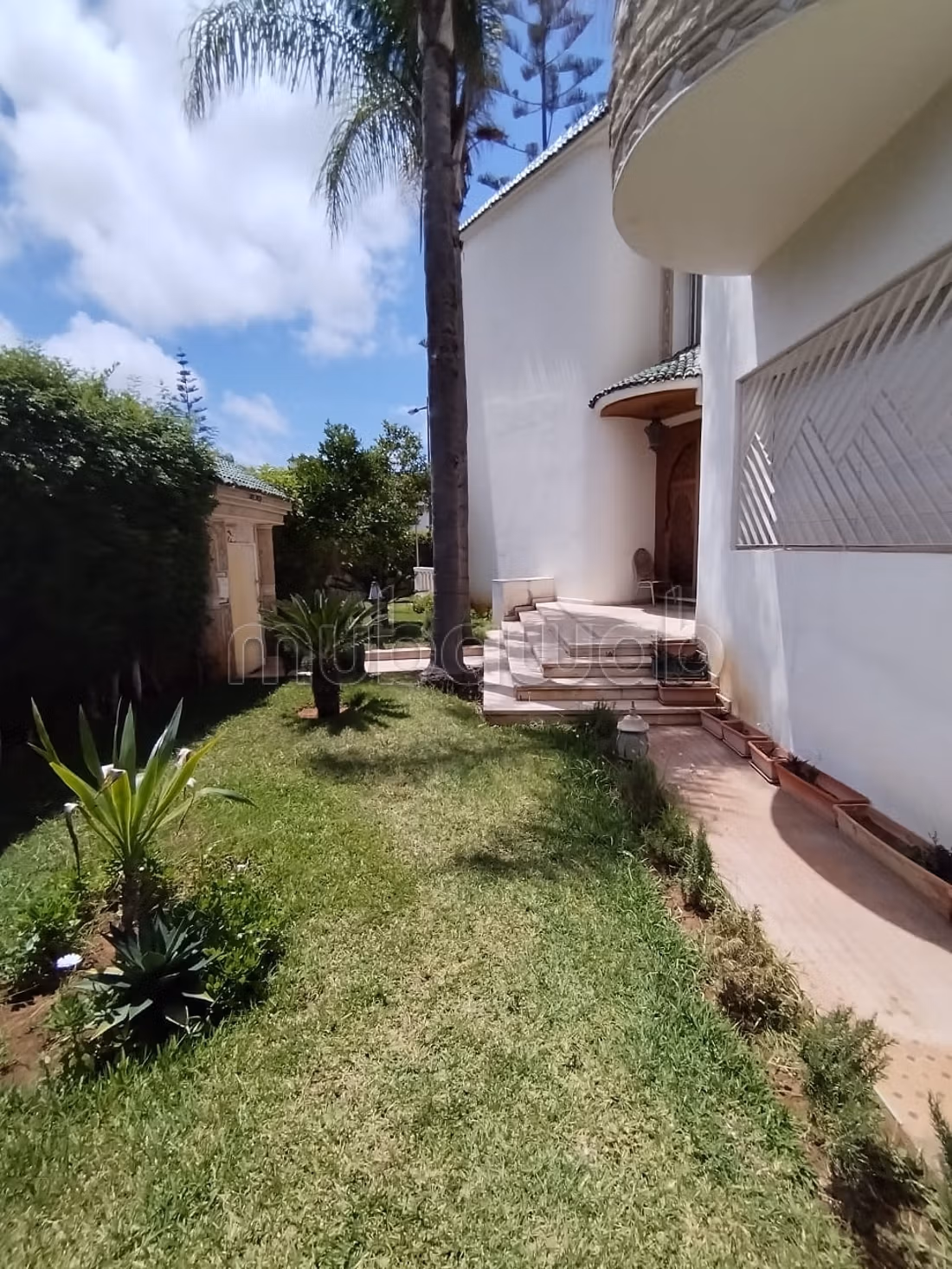 Superba villa familiare 600 m² in affitto a Hay Riad
