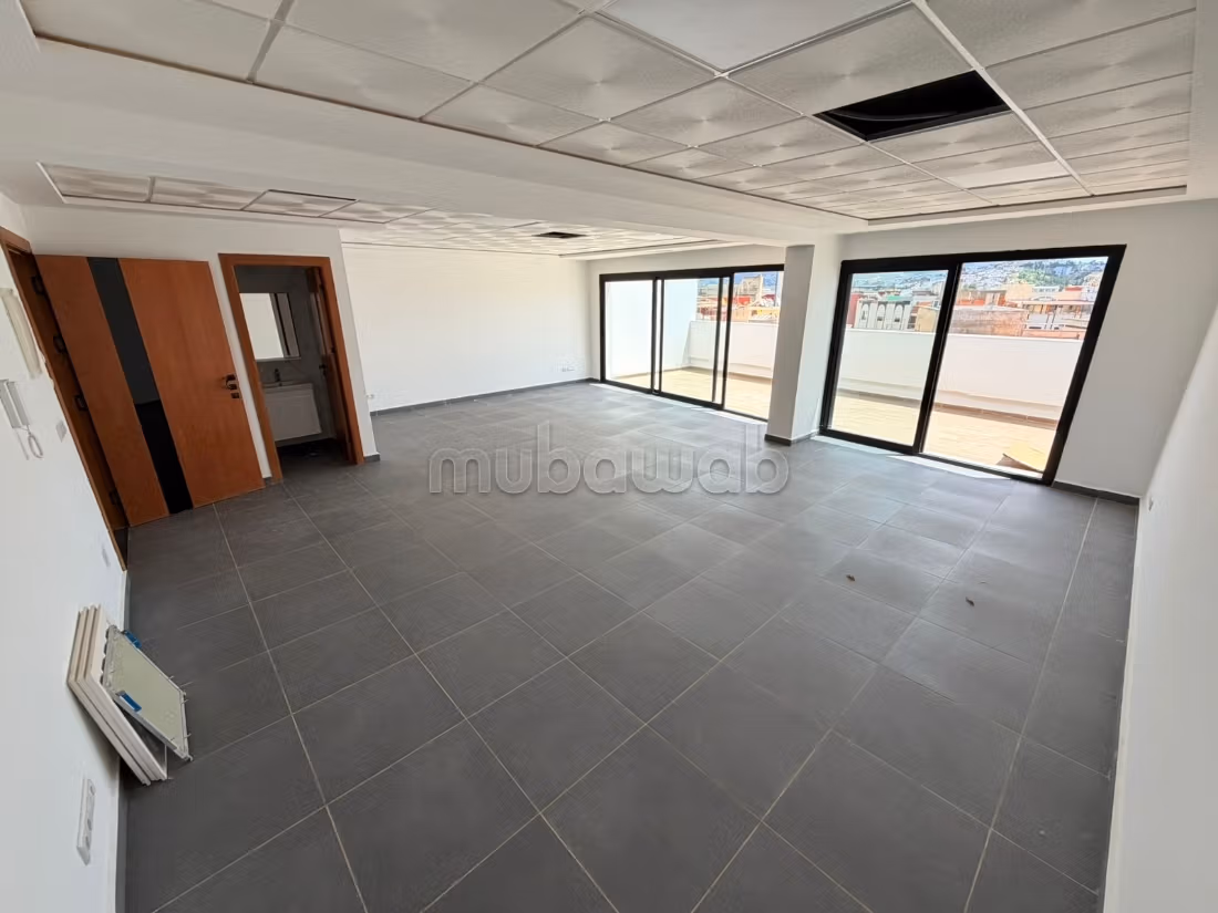 Bureau à vendre – Dar Tounsi, Tanger