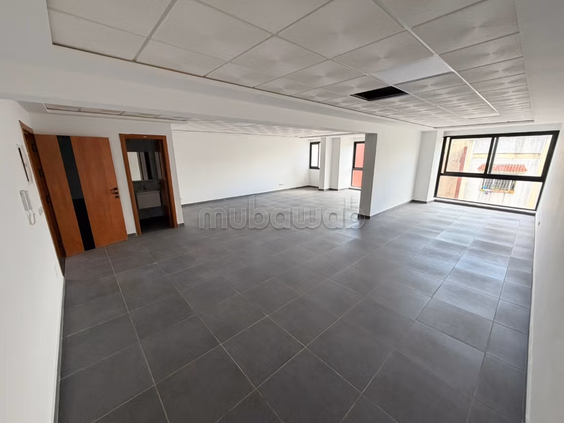 Bureau à vendre – Dar Tounsi, Tanger