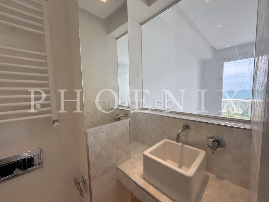 Appartamento S4 con terrazza con vista mare a Gammarth