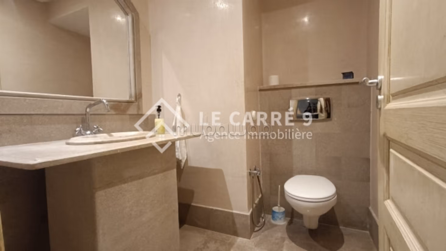 A louer un duplex S5 avec jardin au lac 2
