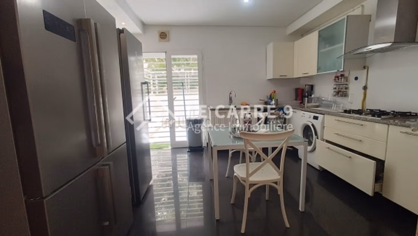 A louer un duplex S5 avec jardin au lac 2