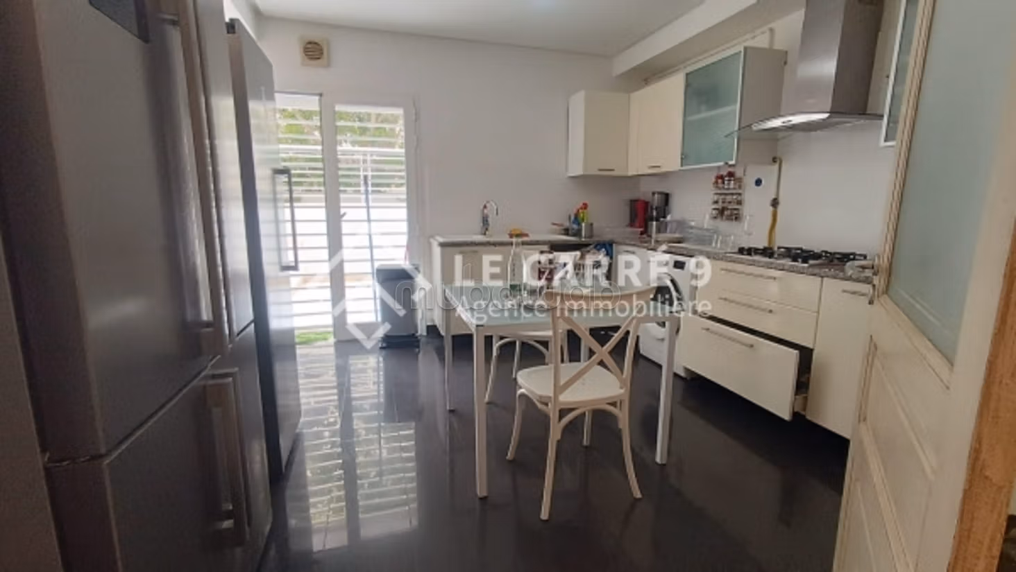 A louer un duplex S5 avec jardin au lac 2