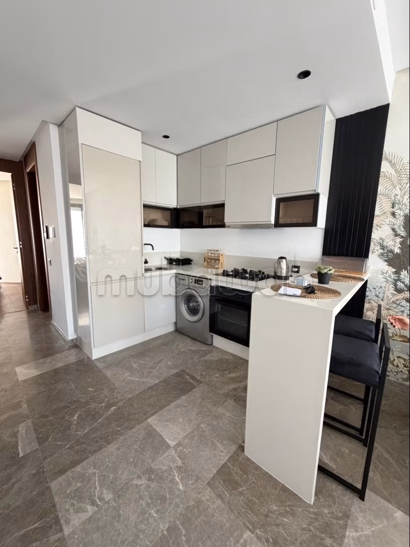 Louez cet appartement à Les princesses.
Superficie 52 m².
Meublé — 4
