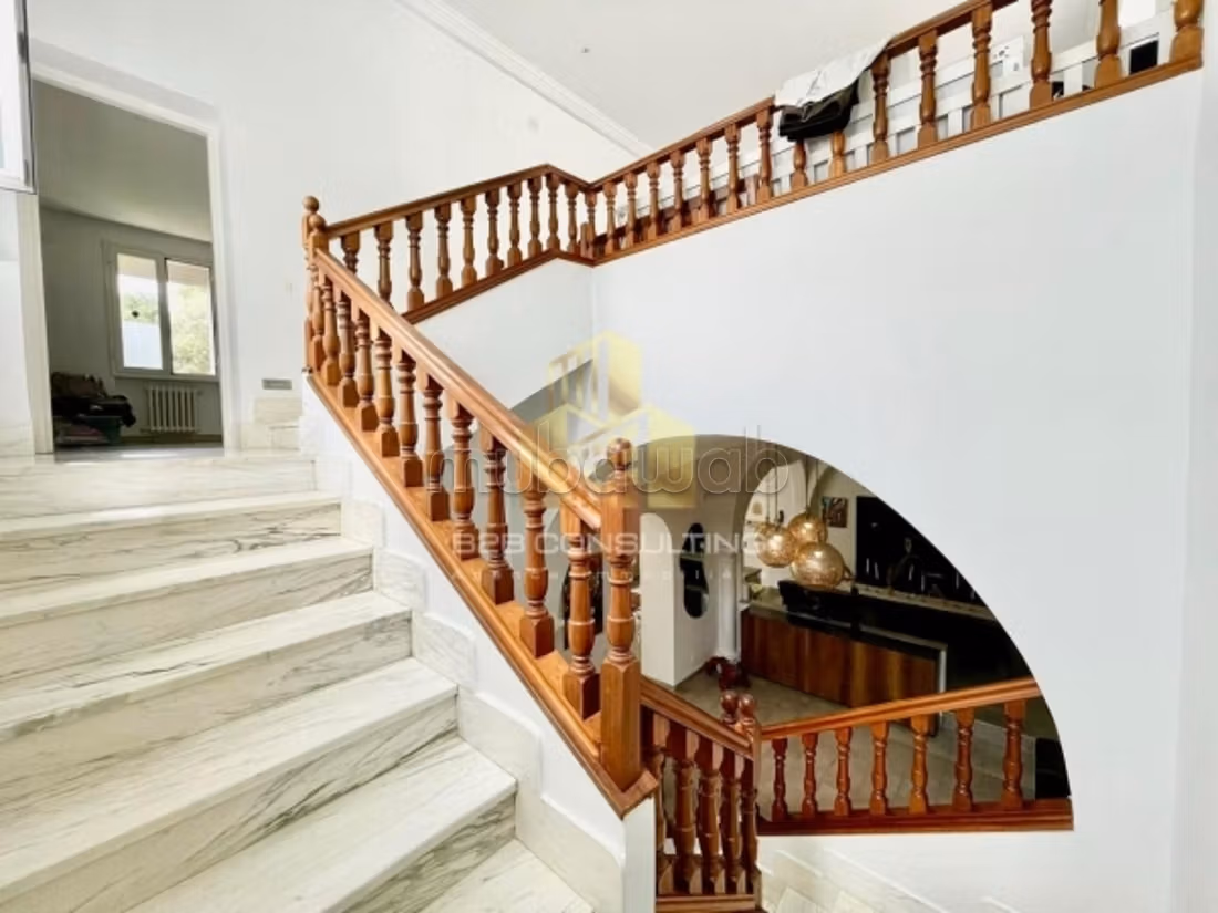 A louer une villa S4 a la Marsa