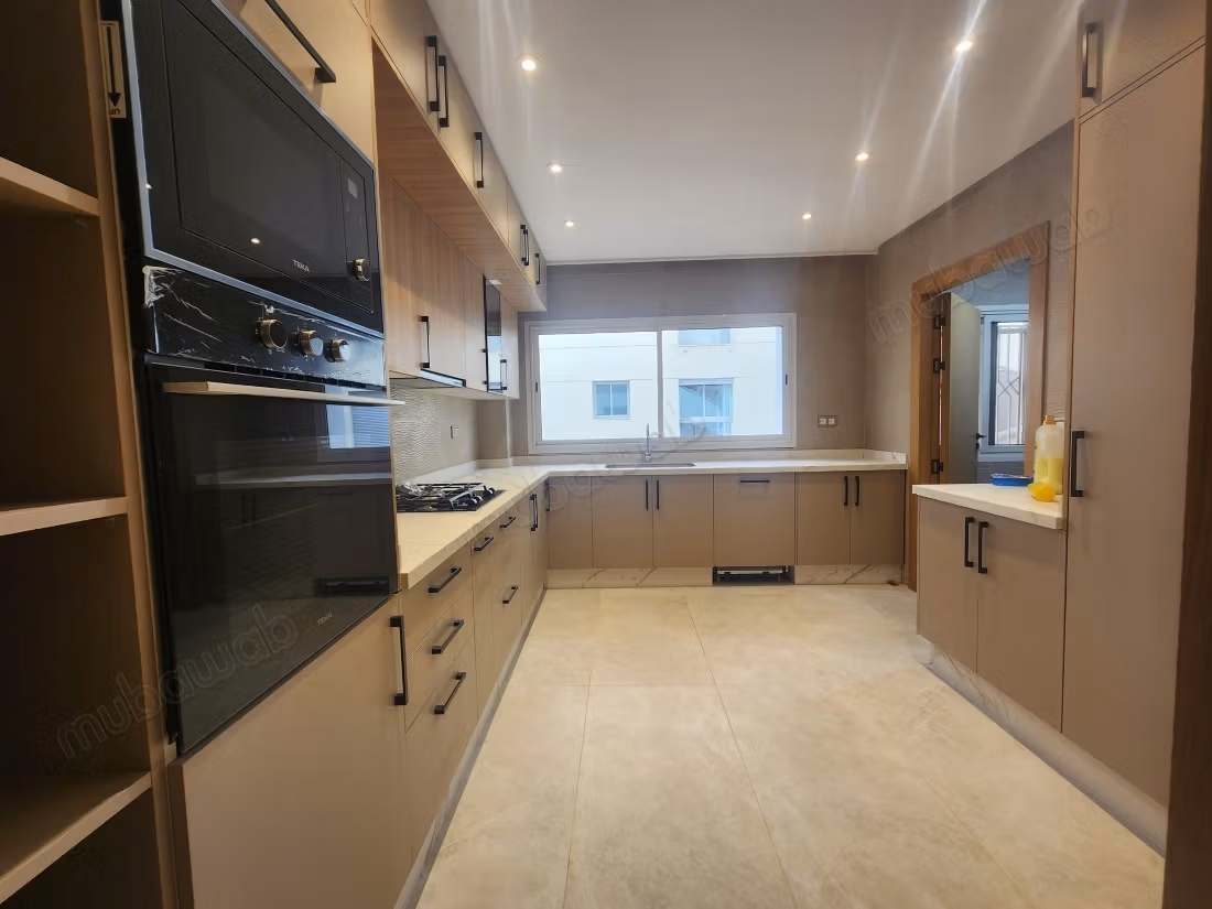 Haut Agdal, Appartement Neuf Standing, 216 m², 2 Façades