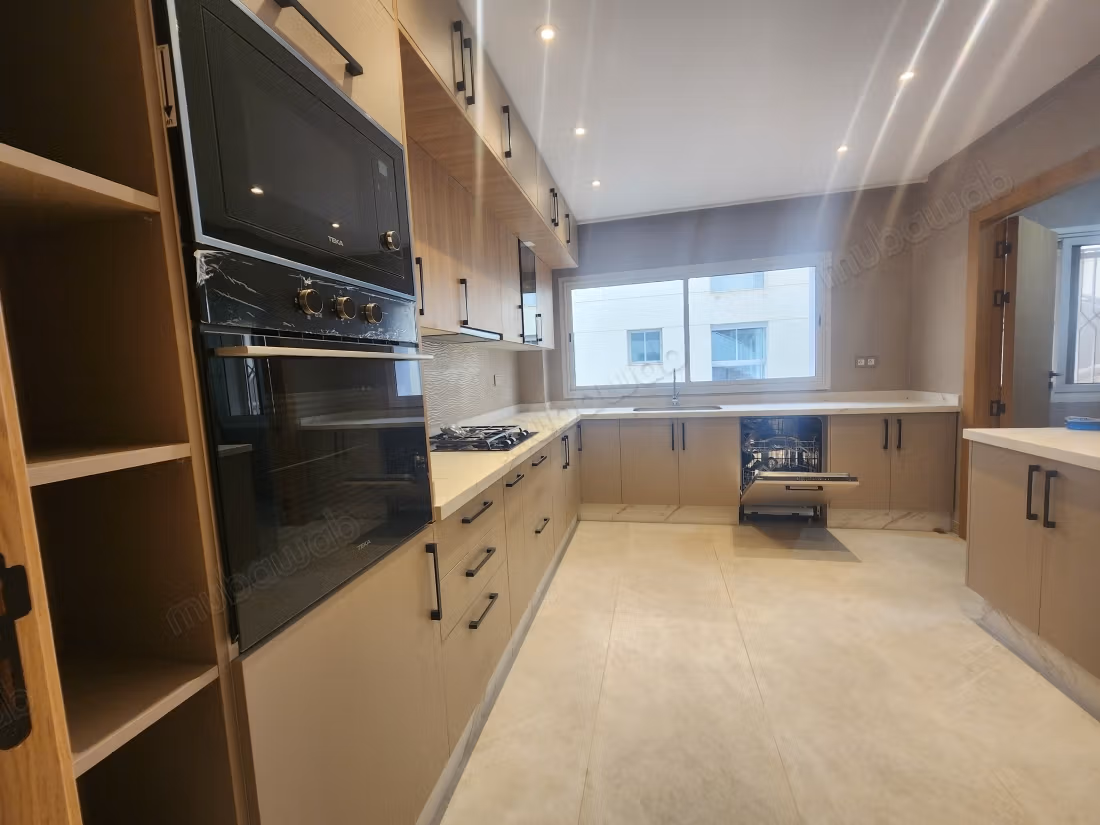 Haut Agdal, Appartement Neuf Standing, 216 m², 2 Façades