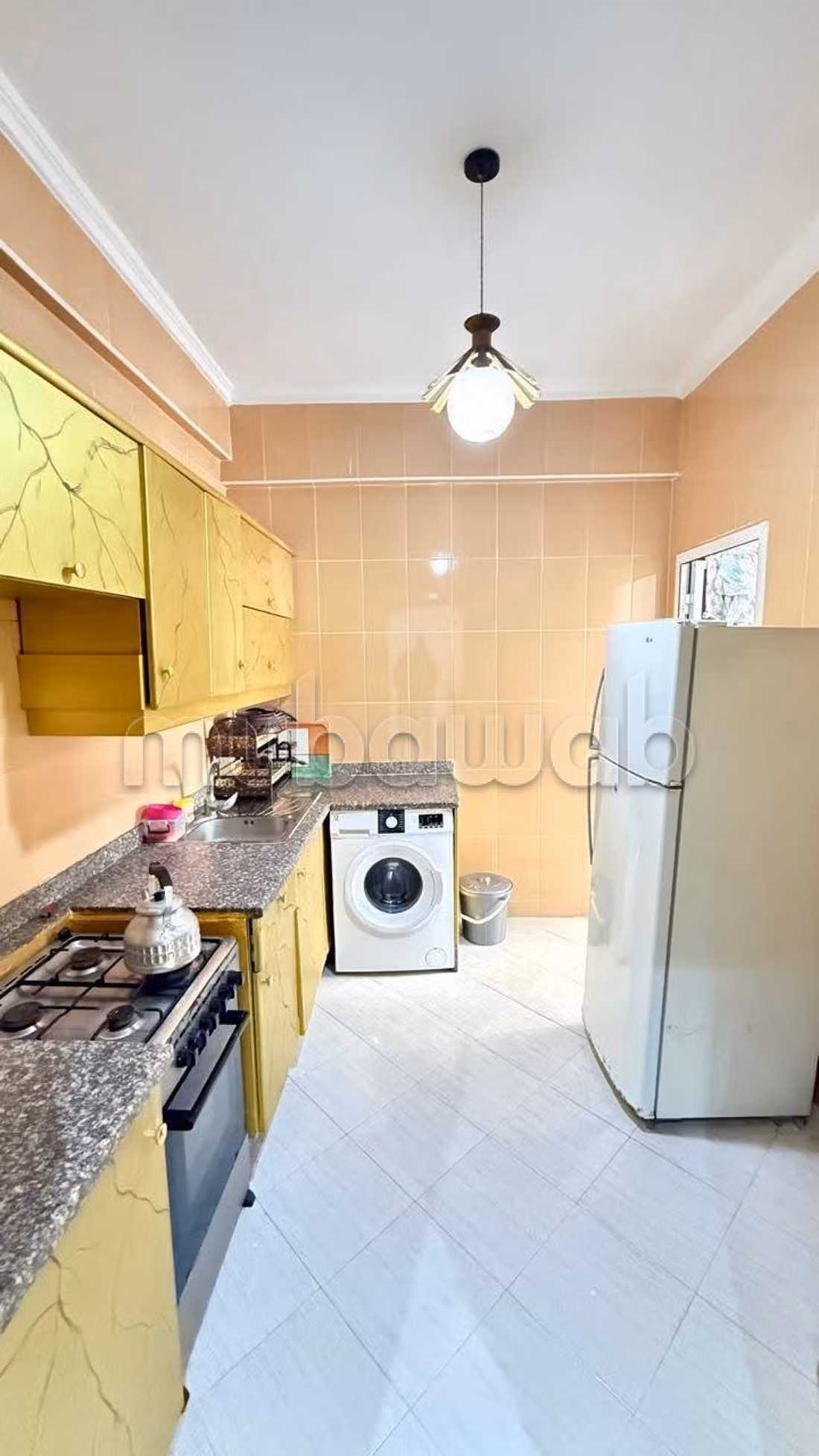 Alquila este piso en Bouchouaf. 2 dormitorios. Mobiliario