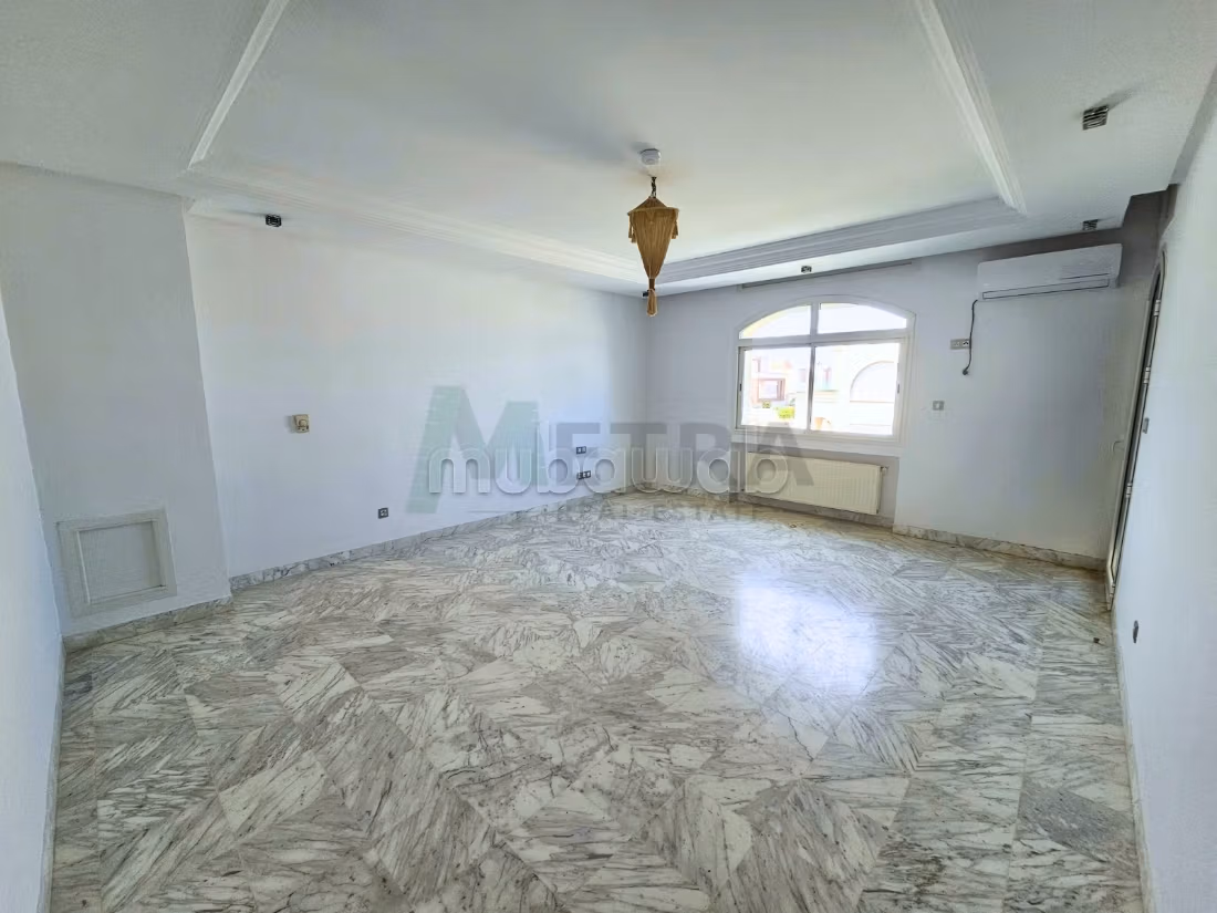 À Vendre Villa à Gammarth Touristique