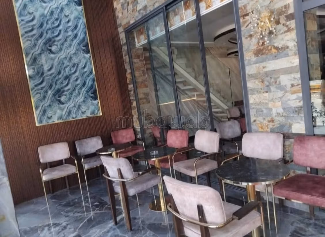 For sale, a luxury café in a strategic location
