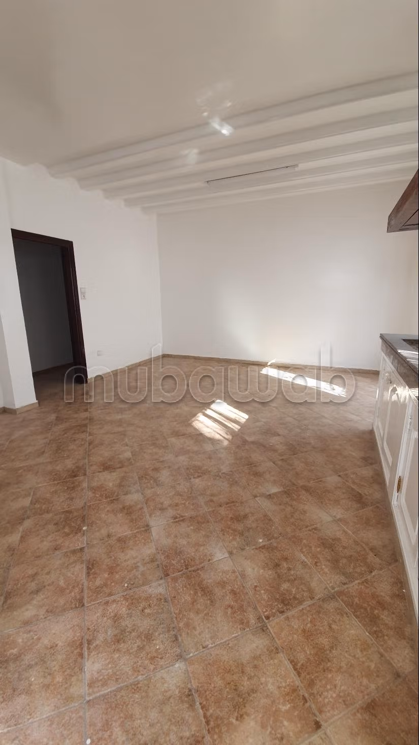 Très jolie villa à louer à Cil