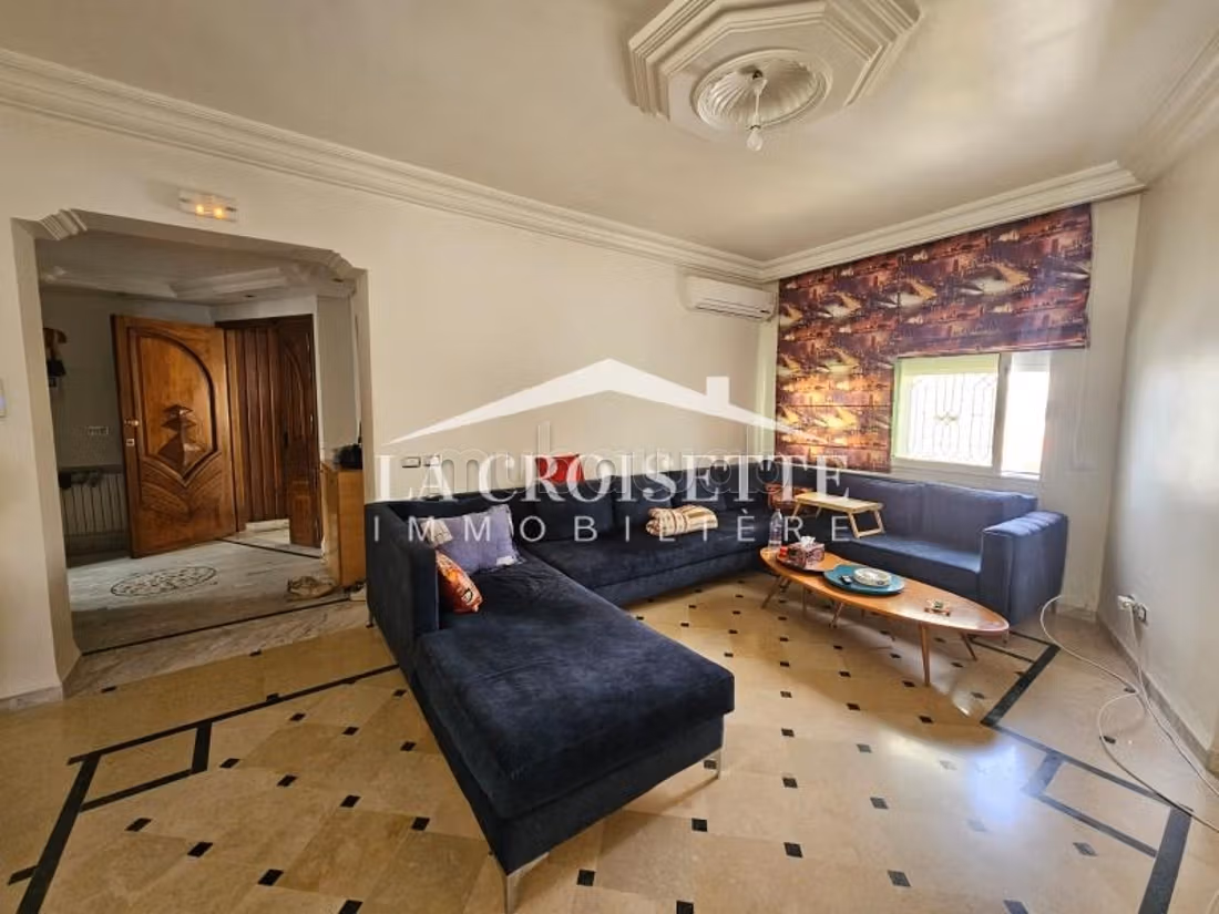 Piano di villa S3 arredato con terrazza a La Soukra