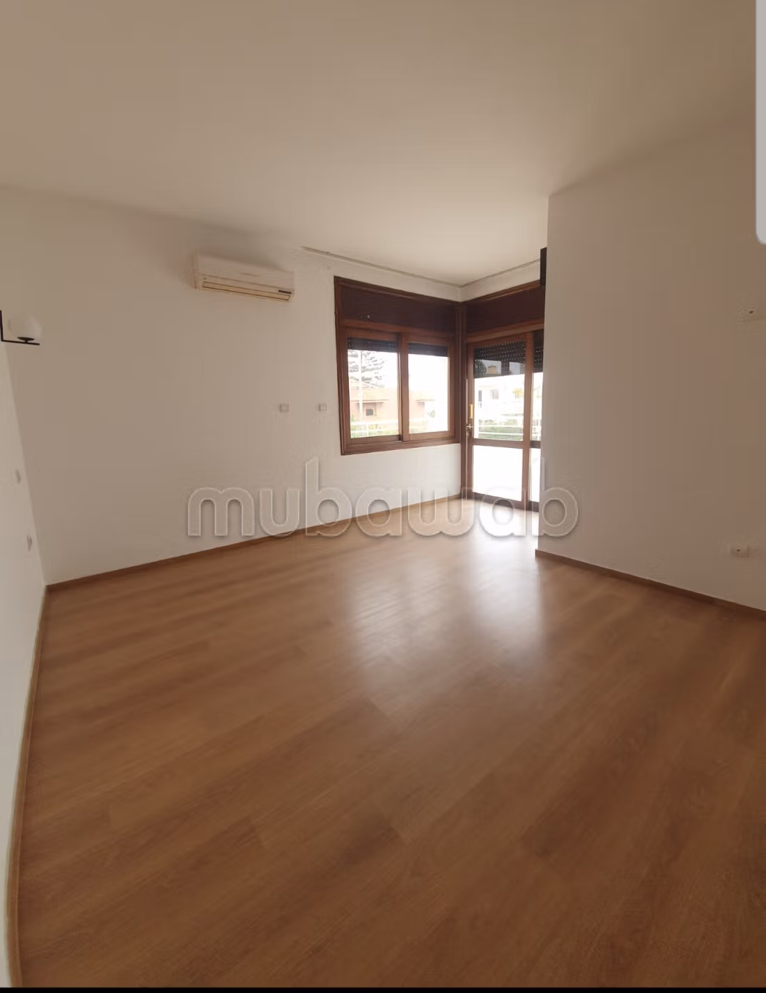 Villa avec piscine à louer à Cil