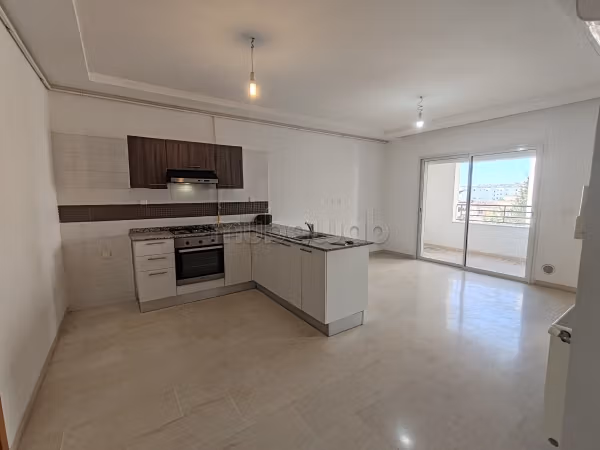 A vendre S1 à Cité Enkhilet – El Ghazela