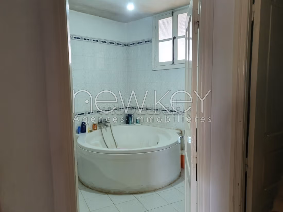 In vendita un piano di villa a La Marsa