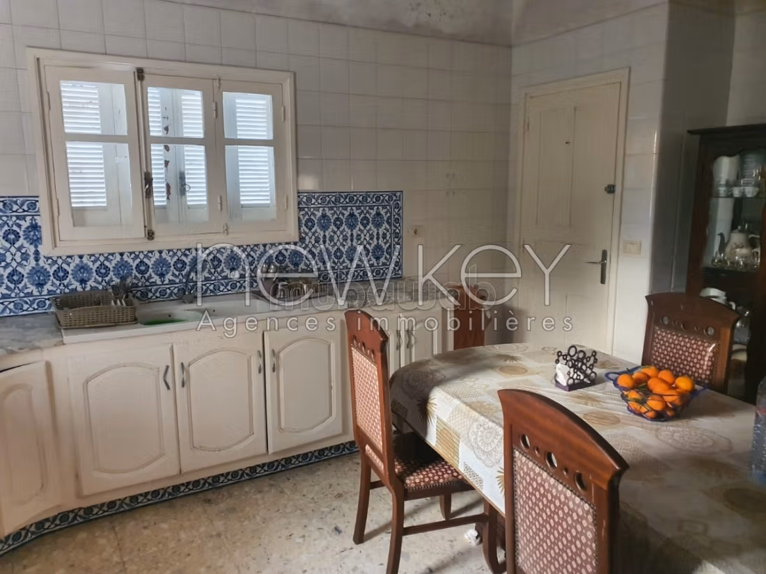 In vendita un piano di villa a La Marsa
