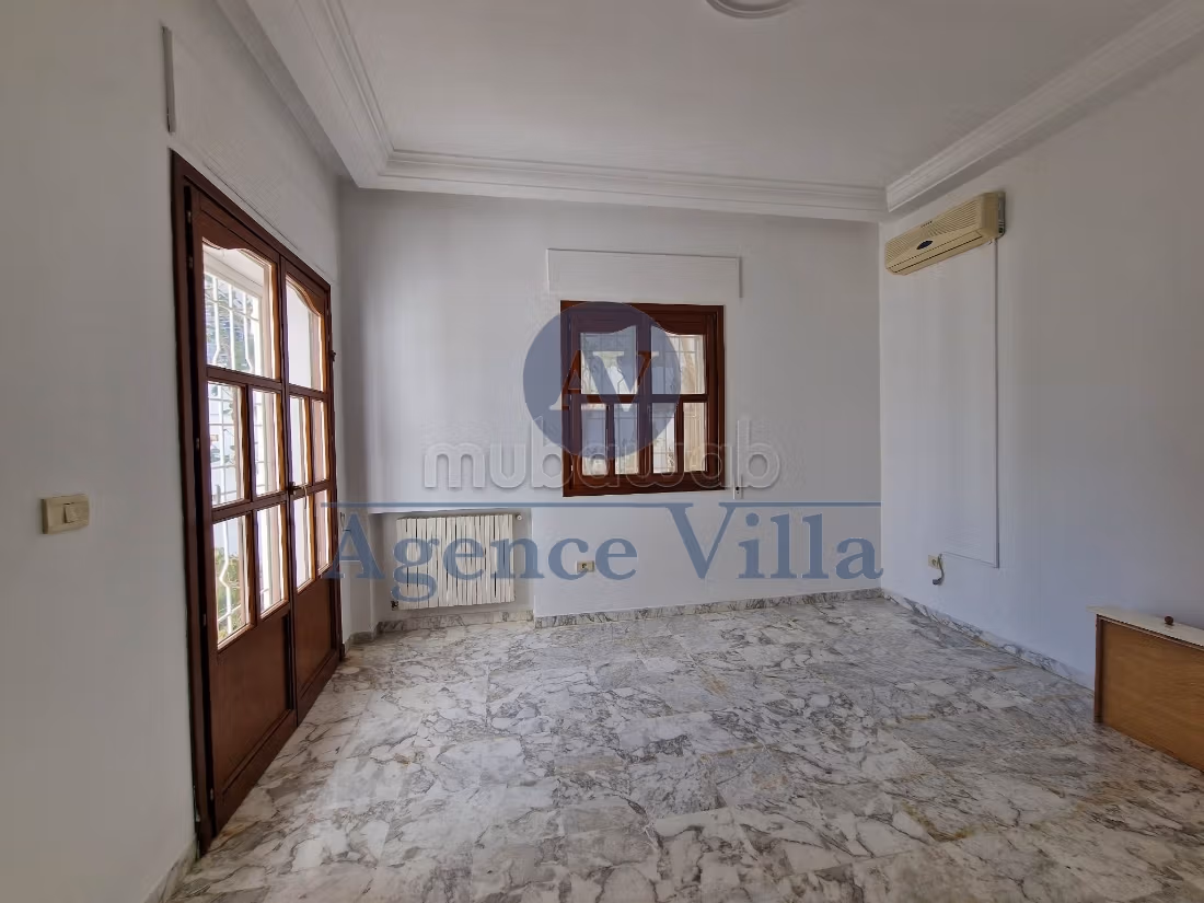 Villa a pianterreno S4 a La Marsa