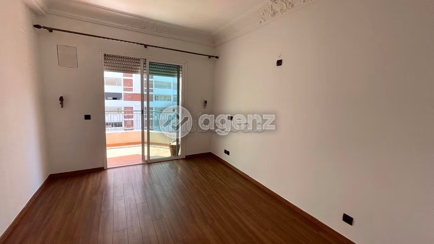 Appartement à vendre 98 m², 2 chambres Maârif Casablanca — 2