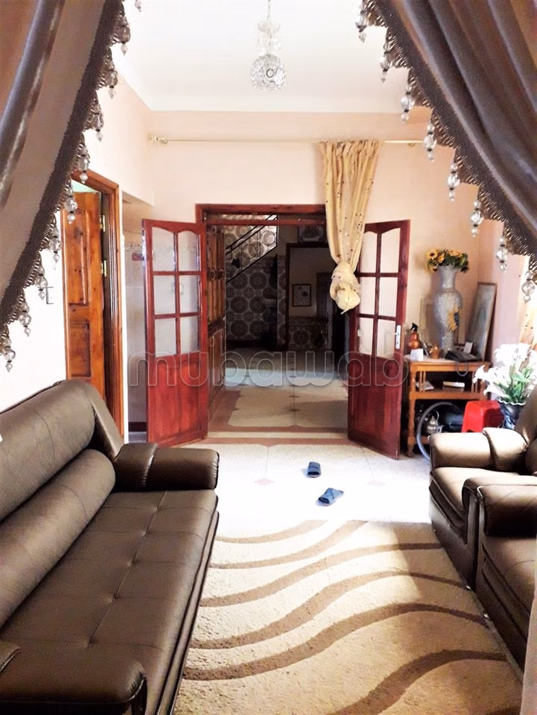 Bella casa spaziosa in vendita