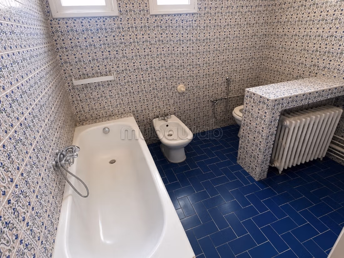 Character villa for sale on a 657m² plot