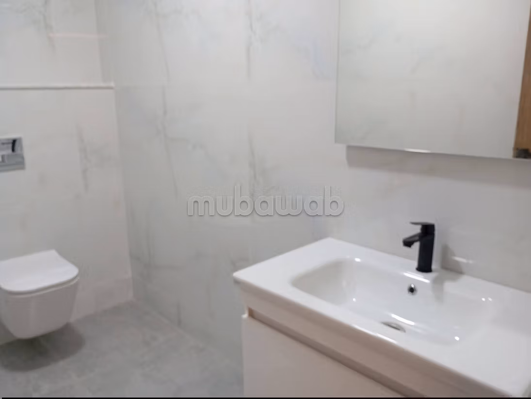 Sell apartment in Hamria. 10 comfortable rooms. Caretaker available