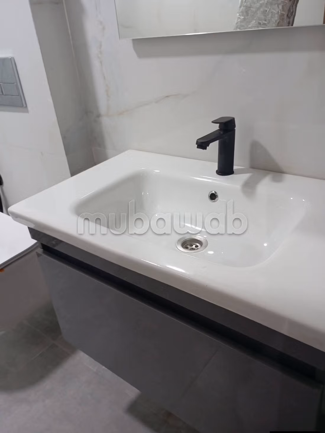 Sell apartment in Hamria. 10 comfortable rooms. Caretaker available