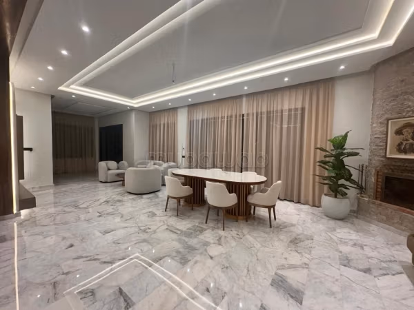 Villas de luxe à louer à Jbel Kbir. 4 chambres. Salon Marocain, sécurité