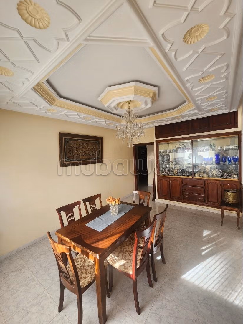 Appartement ensoleillé avec double salon et grand — 4