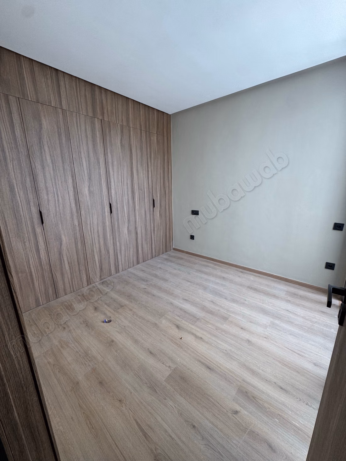 Vendita di un bell'appartamento a Casablanca Finance City. 1 locale. Posto auto e ascensore