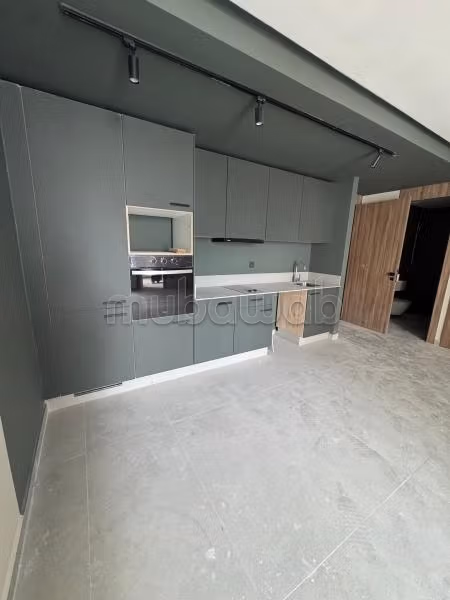Appartement à l'achat à Casablanca Finance City. 1 chambre. Salon typique marocain, résidence sécurisée