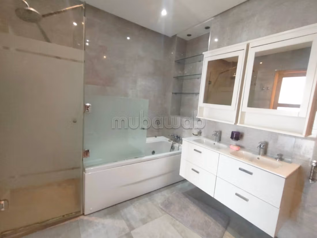 Gemeubileerde villa 370m² Dar Bouazza 18Kdh