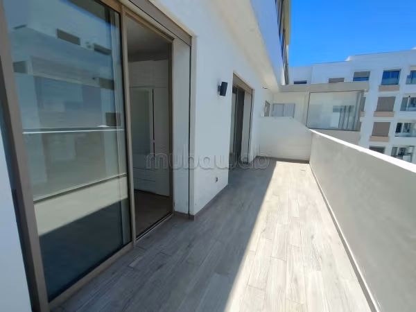 Studio terrasse Mers Sultan 4500 dh