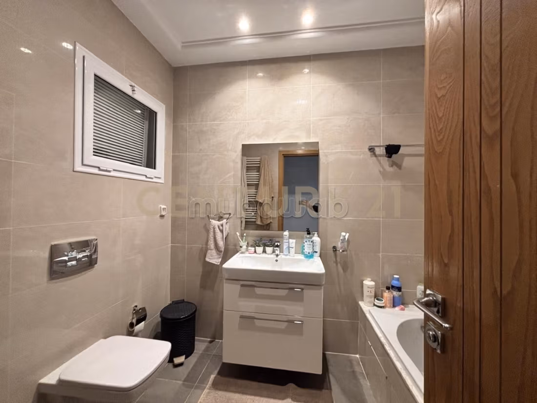 À vendre appartement S2 Jardins de Carthage