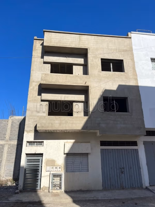 À vendre – Immeuble de 3 appartements à Skhirat