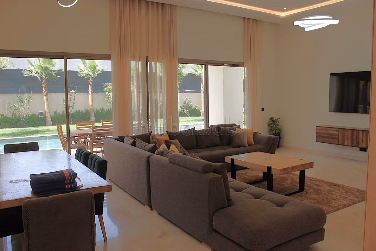 Bella villa minimalista in affitto