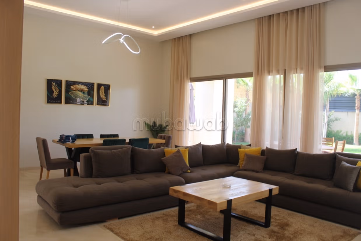Bella villa minimalista in affitto