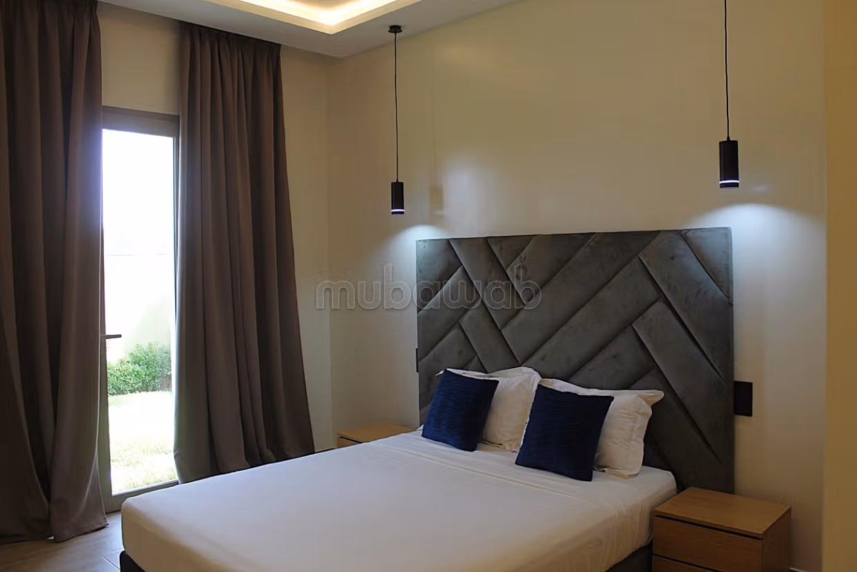 Bella villa minimalista in affitto