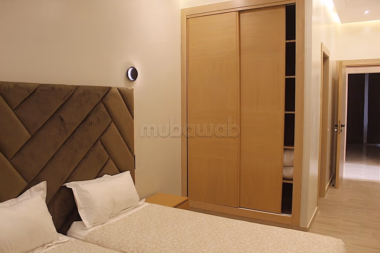Bella villa minimalista in affitto