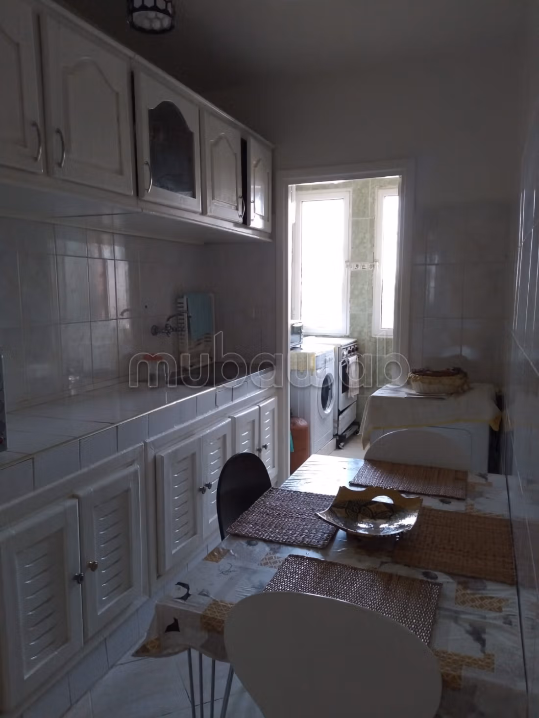 Appartement lumineux et spacieux à louer — 6