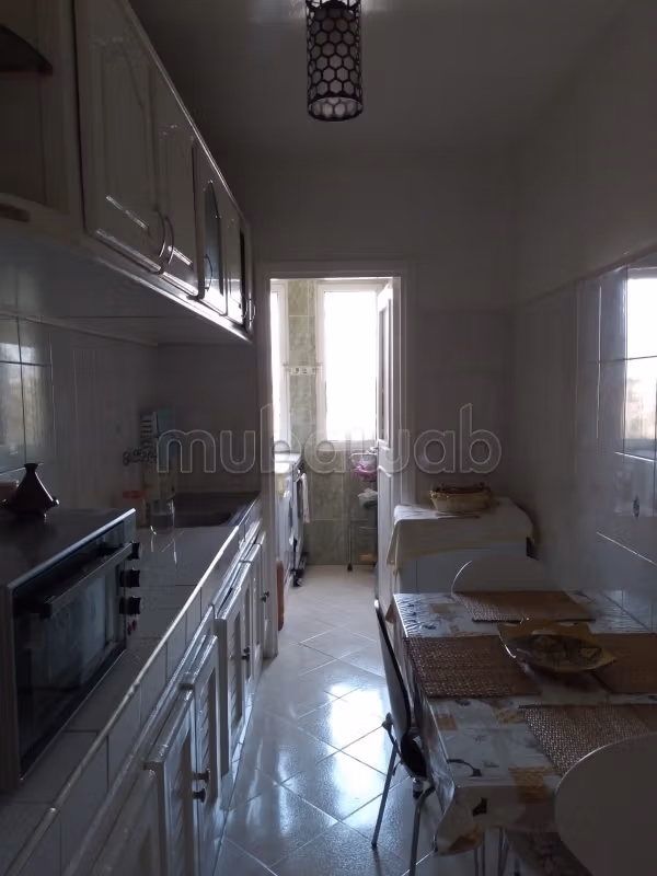 Spacious and bright apartment for rent