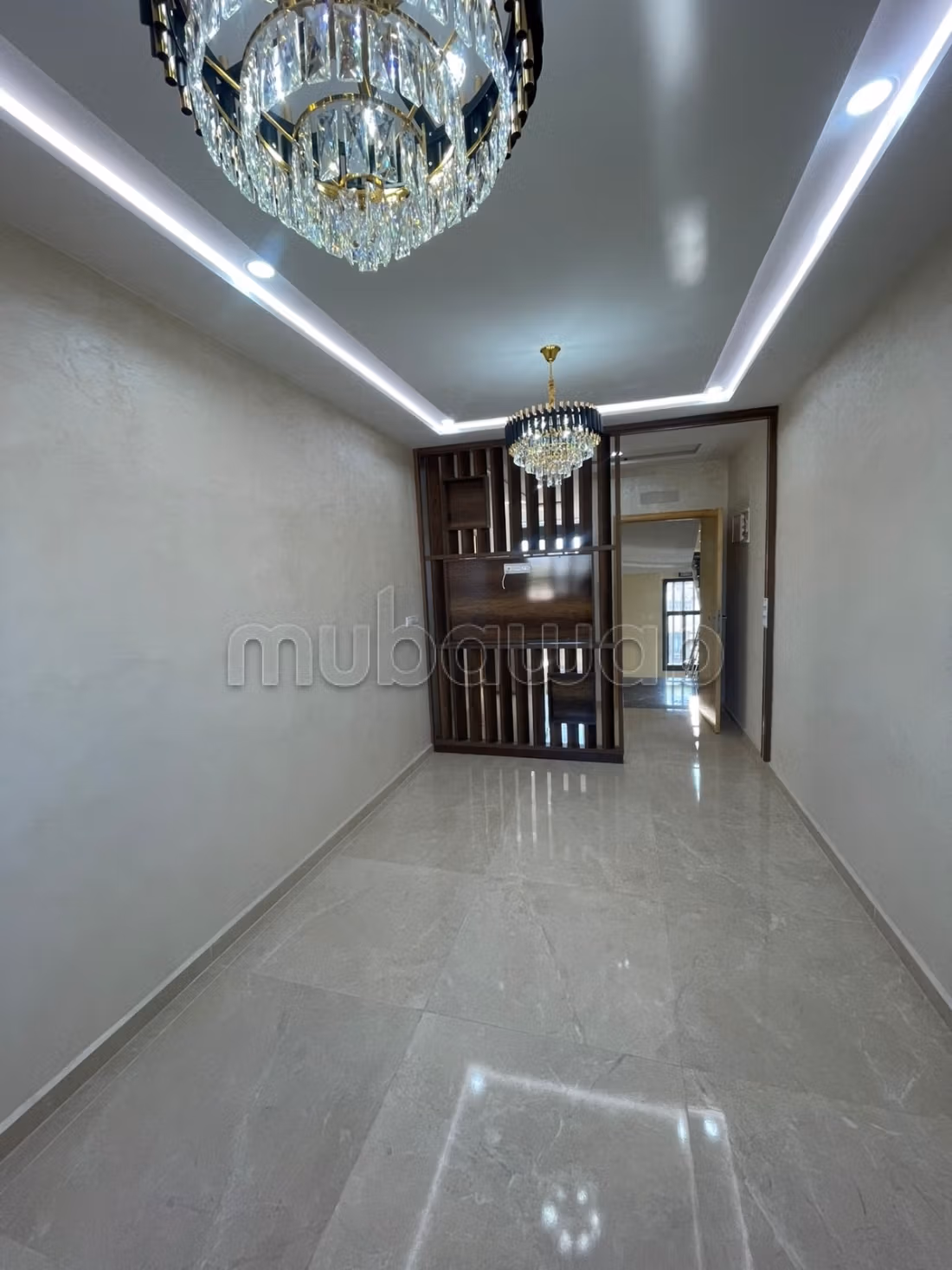 Apartment to purchase. 2 beautiful rooms. Satellite dish system and Moroccan living room